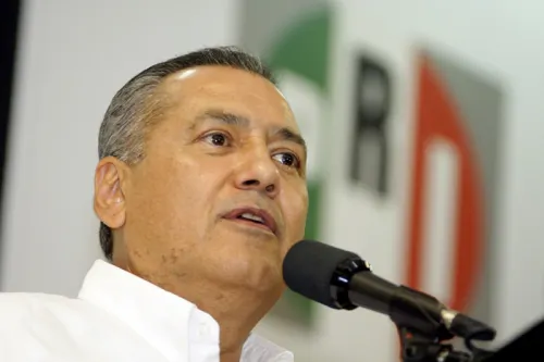 Manlio Fabio Beltrones Prepara su Llegada a la Presidencia desde San Lázaro