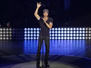Enrique Iglesias cautivó al público tapatío con show ‘Sex and Love’