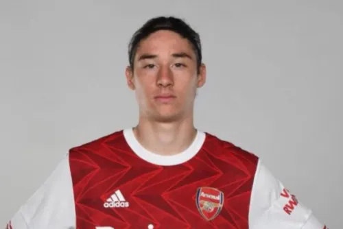 Marcelo Flores, mexicano de 16 años, estrena con el primer equipo del Arsenal