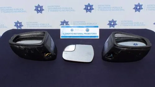 Detiene Policía Municipal de Puebla dos personas por robo de autopartes
