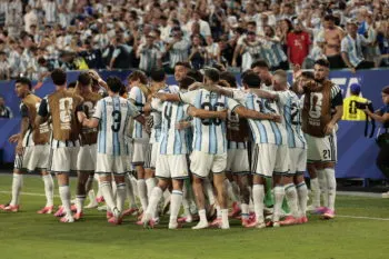 La Albiceleste sufre más de lo esperado, pero elimina a Cabo Verde en tiempo extra y sigue en el Mundial 2026