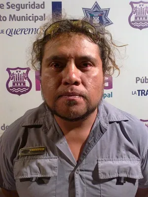 SSPTM aseguró a presunto ladrón dentro de una ferretería