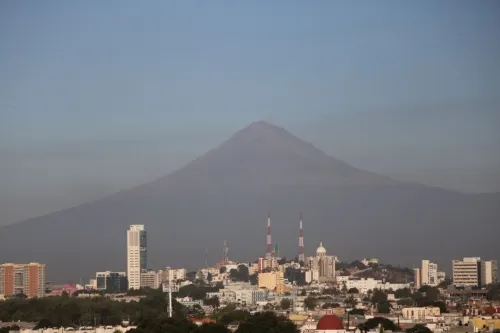 Desde 2018, deuda de Puebla compromete el 0.9% del PIB