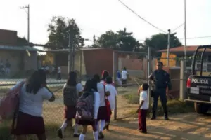 Asignarán cuatro soldados por escuela, para vigilar Guerrero