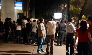 Fuerte sismo de 7.4 grados sacude a El Salvador