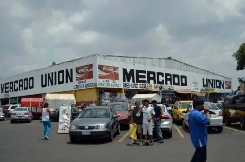 Director de Mercados dice no saber sobre venta de mercancía robada en el Unión