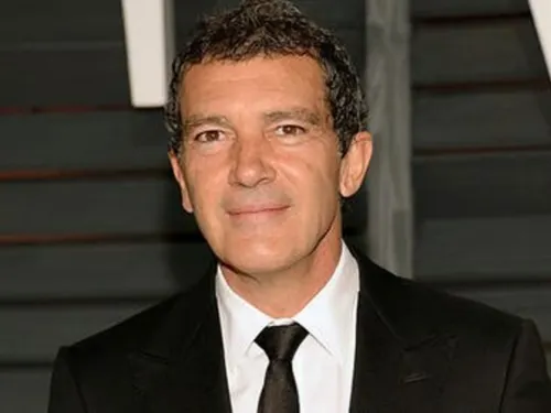 Antonio Banderas da positivo a Covid en su cumpleaños #60