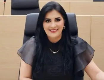 Delfina Pozos presenta exhorto para transparentar línea de crédito del Ayuntamiento de Puebla