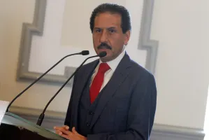 Partidos deben estar alejados de la BUAP: Esparza
