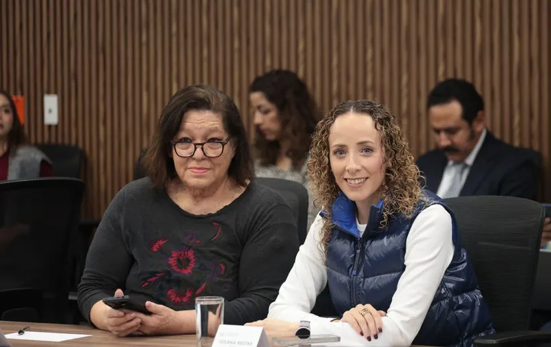 luana-armida-amador-susana-riestra