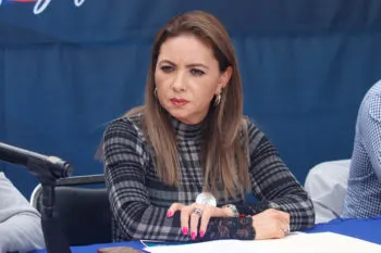 Los hombres de Paola Angón