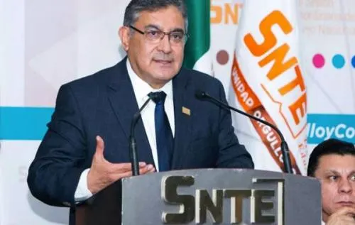 Respaldan líderes de las secciones 23 y 51 al dirigente de SNTE, Alfonso Cepeda
