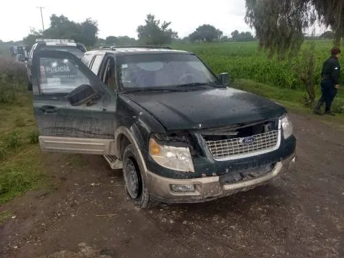 Enfrentamiento en Yehualtepec deja una patrulla quemada y un herido