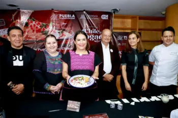 Promueve Gobierno de Puebla la Temporada de Chile en Nogada en CDMX