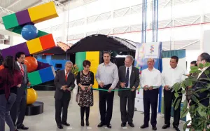 Inauguran Berlanga y RMV exposición en Universidad Iberoamericana Puebla