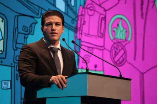 Samuel García anuncia que tendrá sus propias “mañaneras”