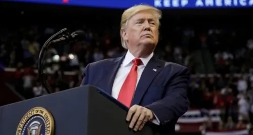 Más de la mitad de estadounidenses desaprueba el desempeño de Trump