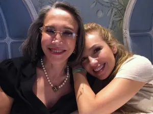 Thalía presume amistad con Florinda Meza