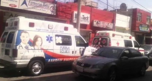 Mujer falleció dentro de un laboratorio de análisis en Texmelucan