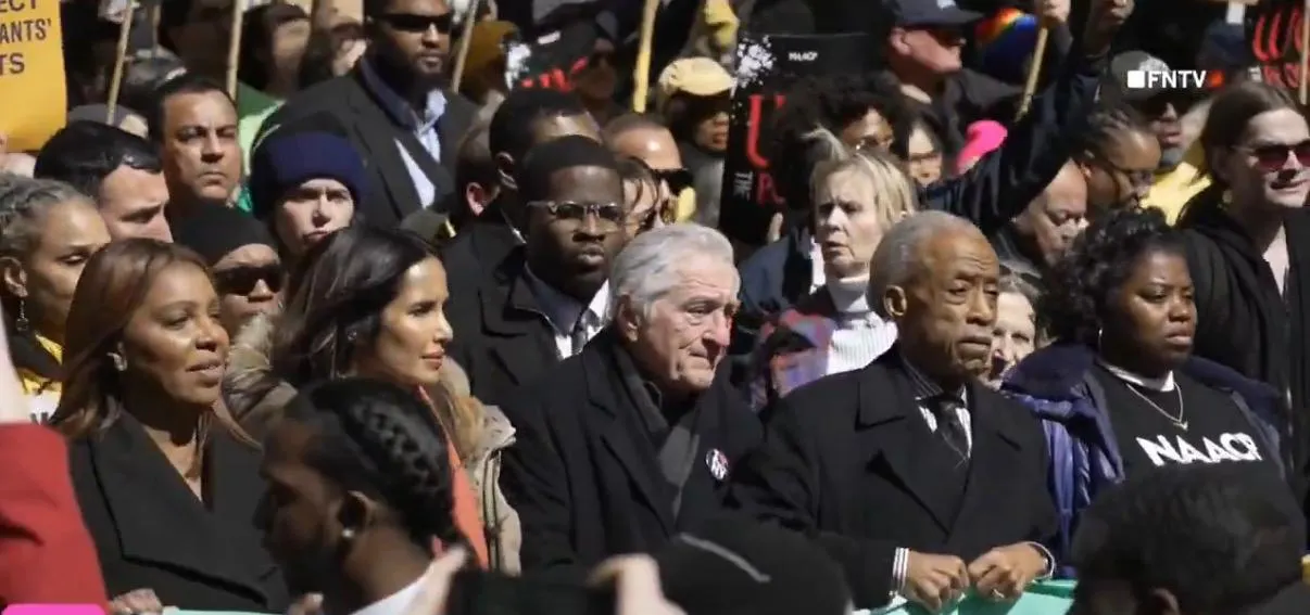 Robert De Niro lidera protestas “No Kings” contra Donald Trump en Estados Unidos