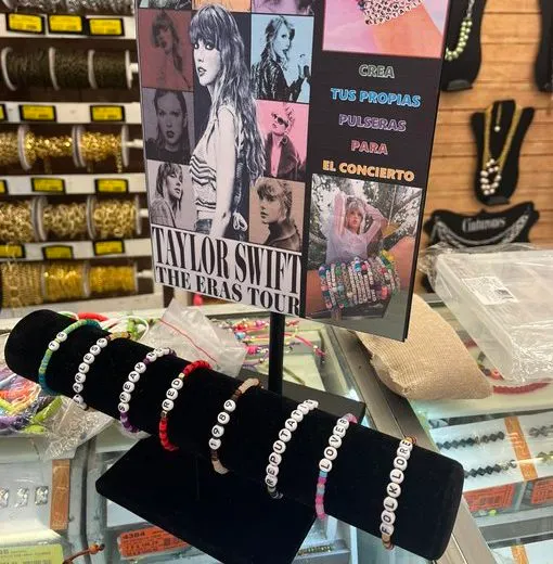 Fantasías Miguel, pulseras para el concierto de Taylor Swift