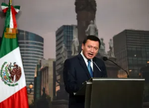 Seguirá el diálogo con padres de normalistas: Osorio