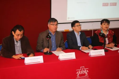 Gobierno actual debe investigar presuntos casos de corrupción, considera académico