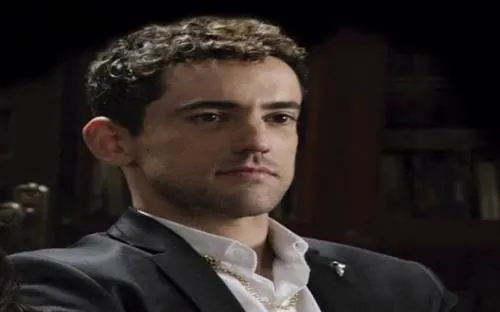 Comienza la tercera temporada de la serie Club de Cuervos