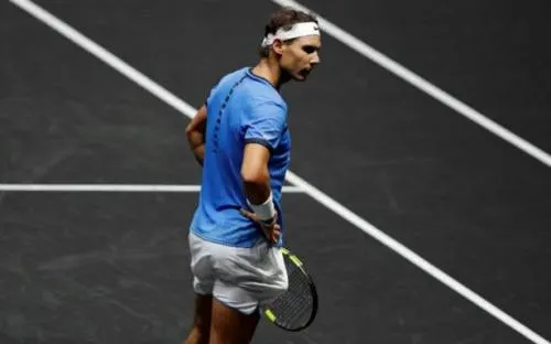 Nadal sale en defensa de Piqué ante insultos por referéndum catalán