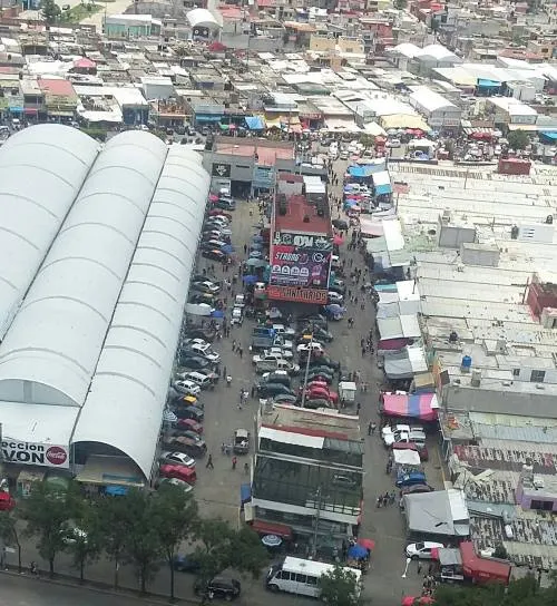 Policía estatal aseguró a dos hombres acusados de agredir a una menor en el mercado Morelos