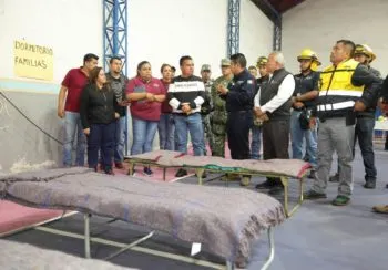 Refuerzan refugios temporales ante lluvias fuertes en la Sierra Norte de Puebla