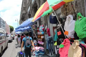 Podrían flexibilizar los espacios en el Centro Histórico para la instalación de ambulantes