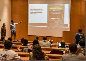 Estudiantes UDLAP preparan a integrantes de Duke University