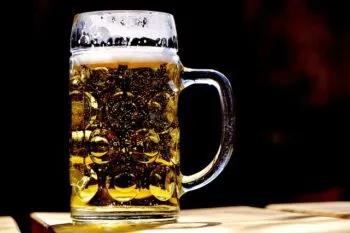 ¿Te gusta la cerveza?, estos son los efectos negativos por consumirla todos los días
