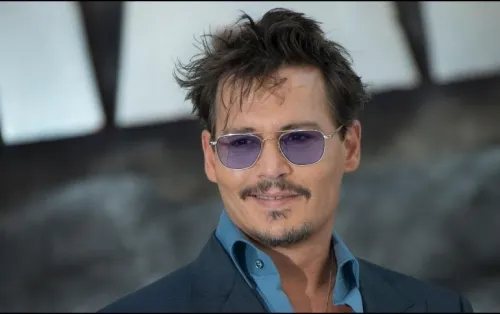 Johnny Depp llega a acuerdo legal con ex abogado