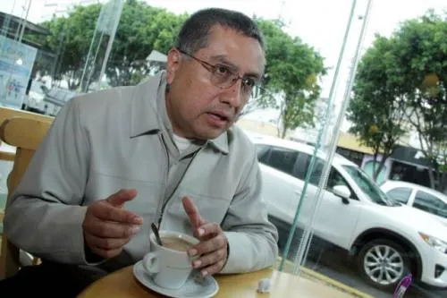 Rechaza Cuellar presiones para dejar fuera a perfiles externos