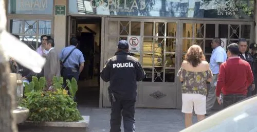 Joven mata a su hijo de 6 años y esconde su cuerpo debajo de una cama