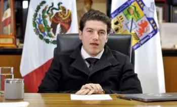 Luego de toda la novela, Samuel García desecha la idea de buscar la presidencia de México