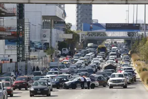 Caos vial por manifestación de la 28 de octubre frente al CIS
