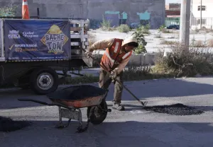 Las brigadas del “Bachetón” continúan reparando las calles