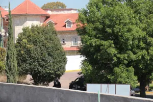 Realizan federales operativos en Torres Adamant y fraccionamiento de lujo