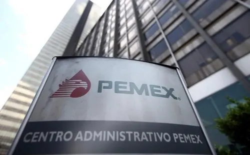 Pemex responde a Fitch: calificación, “excesivamente severa”