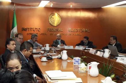 IFE inicia jornada electoral en Puebla