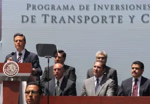 En Palacio Nacional presenta el Programa de Inversiones en Infraestructura de Transporte y comunicac