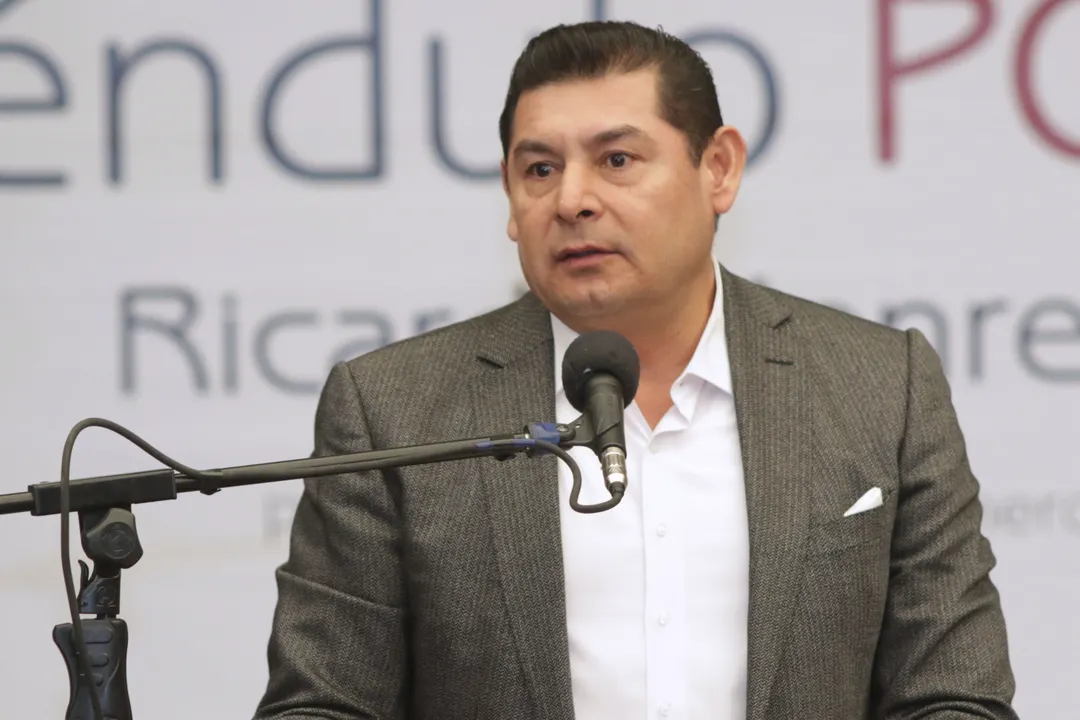 Frenaron a Armenta en el control del grueso de las candidaturas de Morena