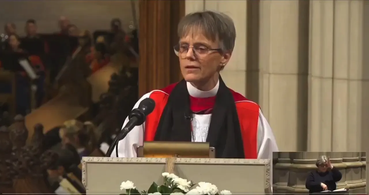 Obispa Mariann Buddeno se disculpará por pedir misericordia a Trump