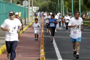 Más de 1,000 poblanos participaron en CORRISSSTE 2014