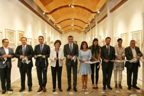 María Cristina García y Tony Gali inauguran exposición “Gráfica” de Toledo