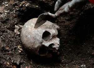 Identifican en Londres restos humanos de hace 9 mil años