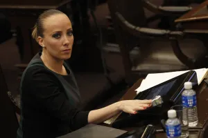 Aprueban en comisiones sustitución de PGJ por Fiscalía General del Estado